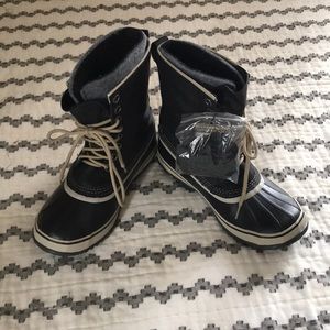 Women’s sorel boots